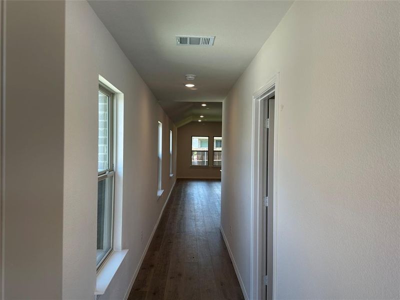 Spacious, unfurnished interior of a new home in Cartwright Ranch, Crandall (Image 11).
