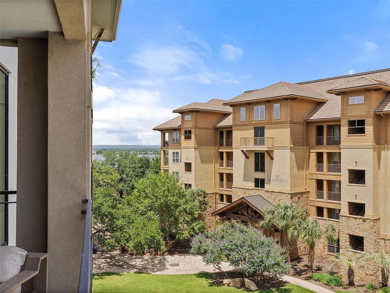 Back patio has peaks at the lake in multiple directions. Back patio has peaks at the lake in multiple directions.