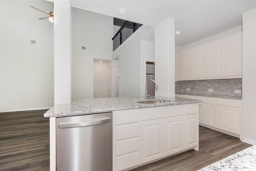 Furnished interior view inside a new home in Courts Of Bonnie Brae, Denton (Image 5).