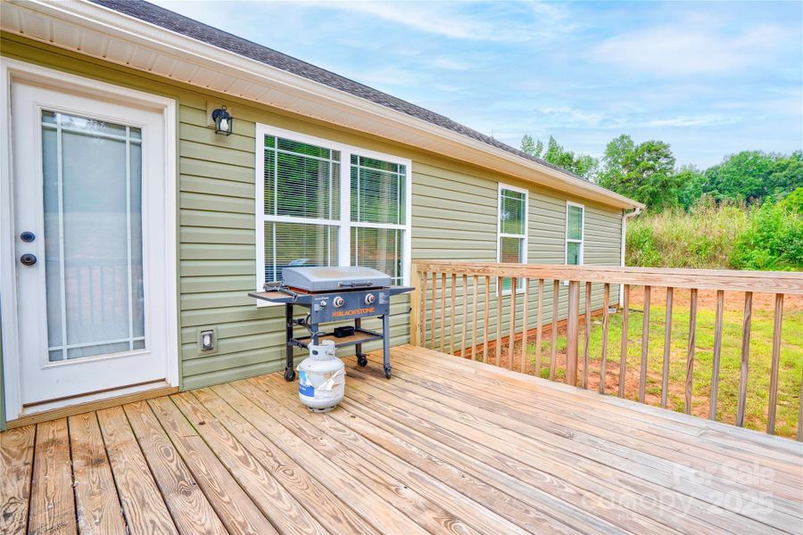 Front exterior of a new home in , Gaffney, SC, highlighting curb appeal (Image 18).