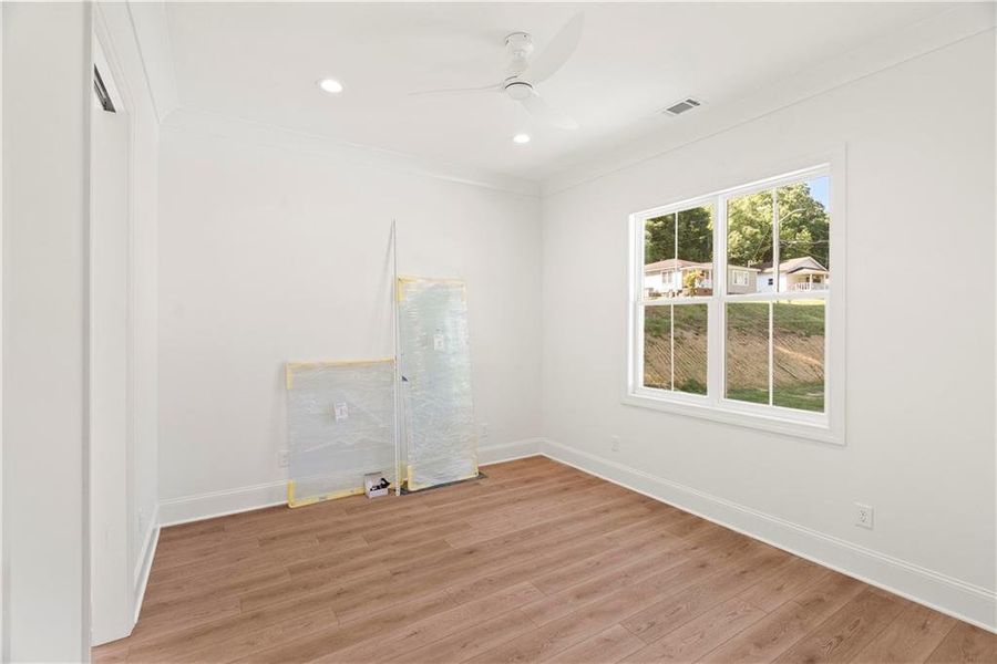 Spacious, unfurnished interior of a new home in , Calhoun (Image 18).