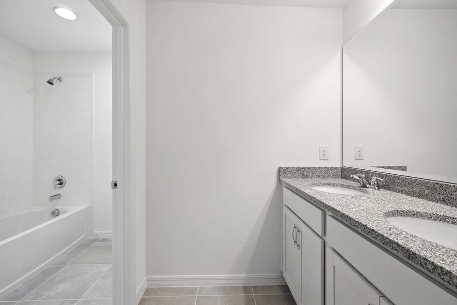 Image 15 of a home in Lake Lincoln.