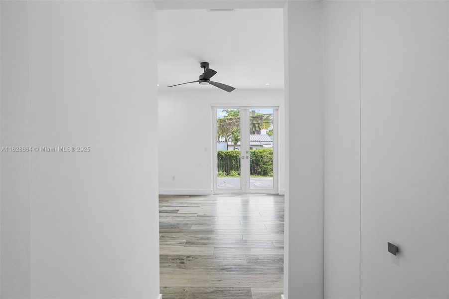 Spacious, unfurnished interior of a new home in , Miami (Image 30).