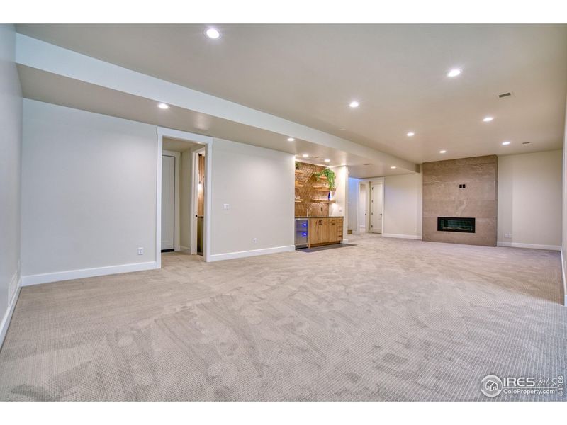 Spacious, unfurnished interior of a new home in , Greeley (Image 45).