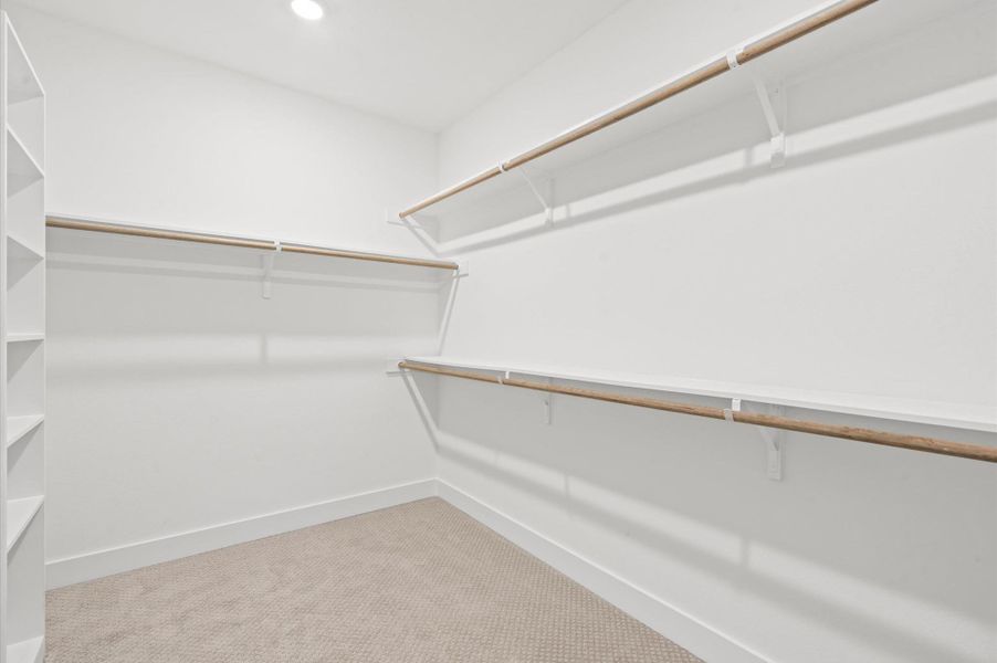 Spacious, unfurnished interior of a new home in , Houston (Image 25).