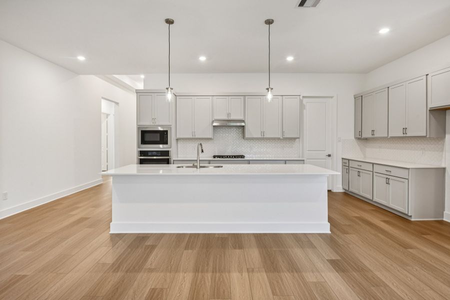 Representative furnished interior of a home built from the August by Risewell Homes in Winfrey Estates, Tomball (Image 5). Representative furnished interior of a home built from the August by Risewell Homes in Winfrey Estates, Tomball (Image 5).