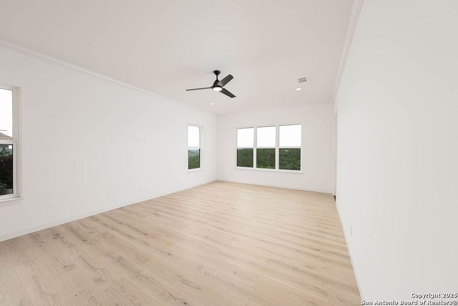 Spacious, unfurnished interior of a new home in , Kerrville (Image 19). Spacious, unfurnished interior of a new home in , Kerrville (Image 19).