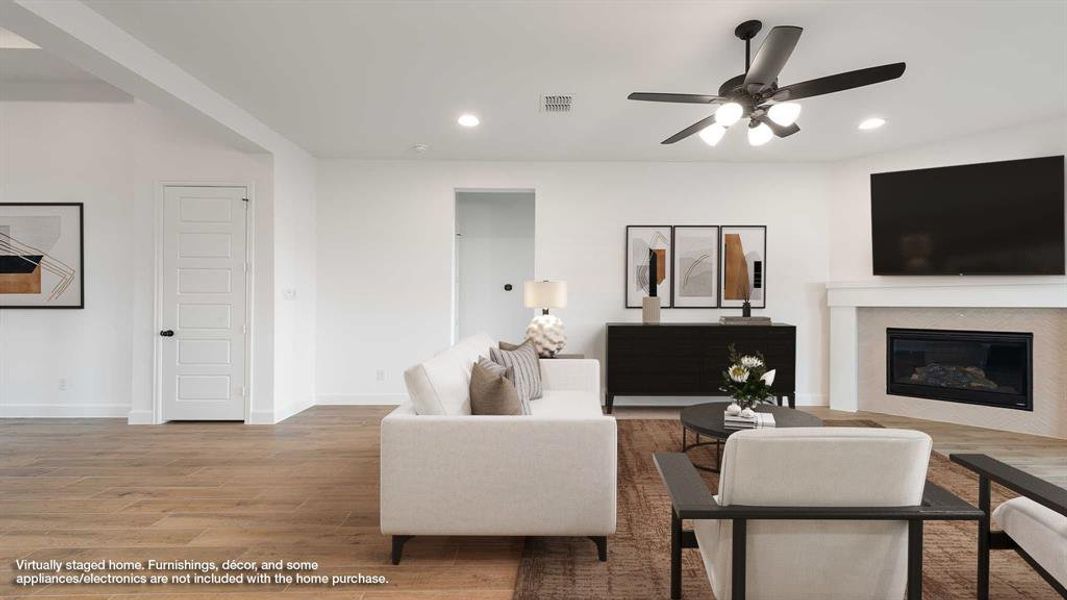 Furnished interior view inside a new home in Devonshire 55', Forney (Image 12). Furnished interior view inside a new home in Devonshire 55', Forney (Image 12).