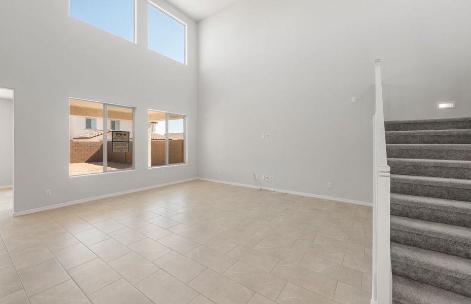 Spacious, unfurnished interior of a new home in Artisan at Asante, Surprise (Image 23).