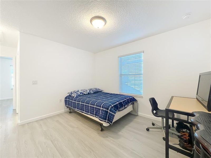 Furnished interior view inside a new home in , Orlando (Image 13).