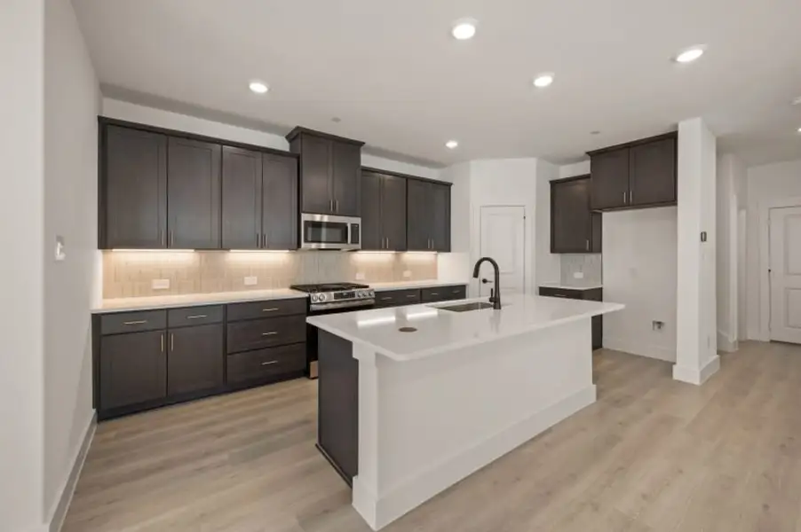Furnished interior view inside a new home in Chelsea Commons, Allen (Image 3).