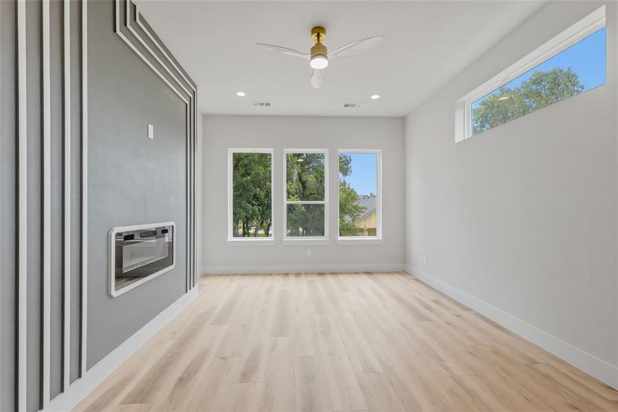 Spacious, unfurnished interior of a new home in , Dallas (Image 22). Spacious, unfurnished interior of a new home in , Dallas (Image 22).