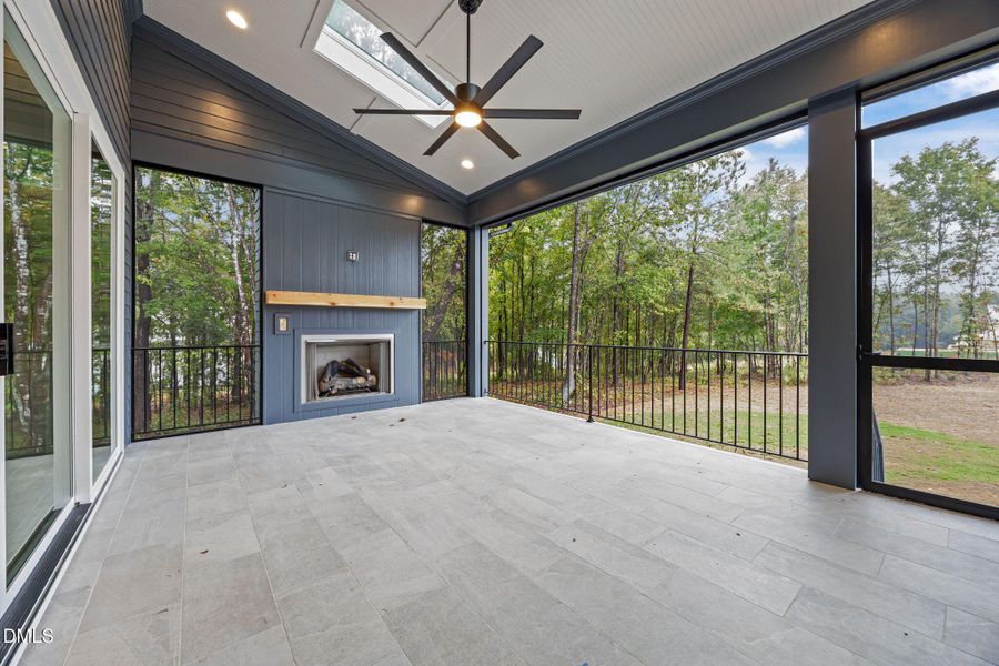 42-web-or-mls-IMG_0577 42-web-or-mls-IMG_0577