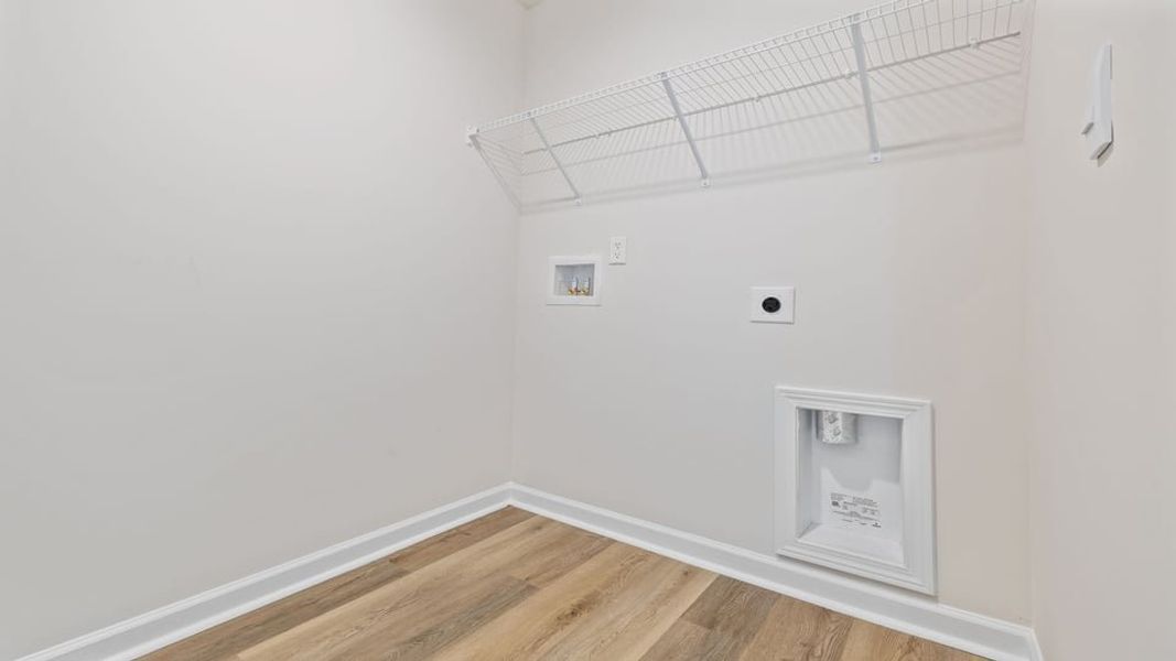 Spacious, unfurnished interior of a new home in Varner Station, Woodruff (Image 26).