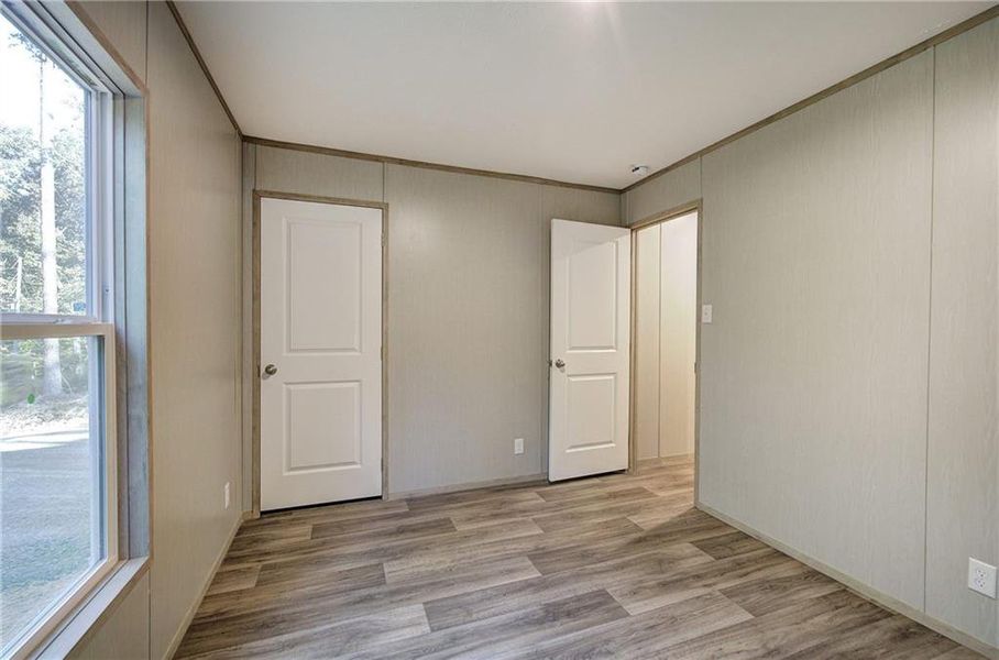 Spacious, unfurnished interior of a new home in , Talking Rock (Image 39).