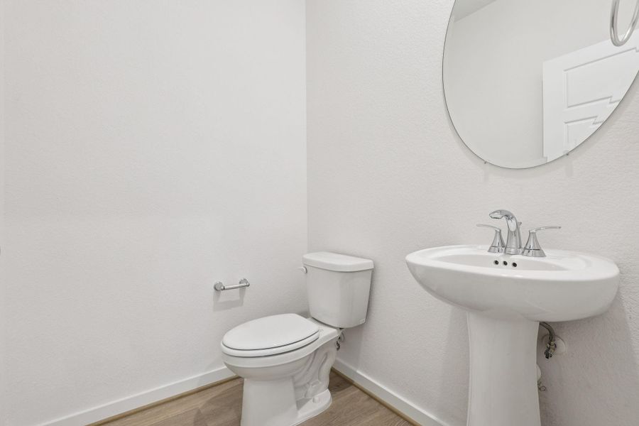 Furnished interior view inside a new home in Southwinds, Baytown (Image 8). Furnished interior view inside a new home in Southwinds, Baytown (Image 8).