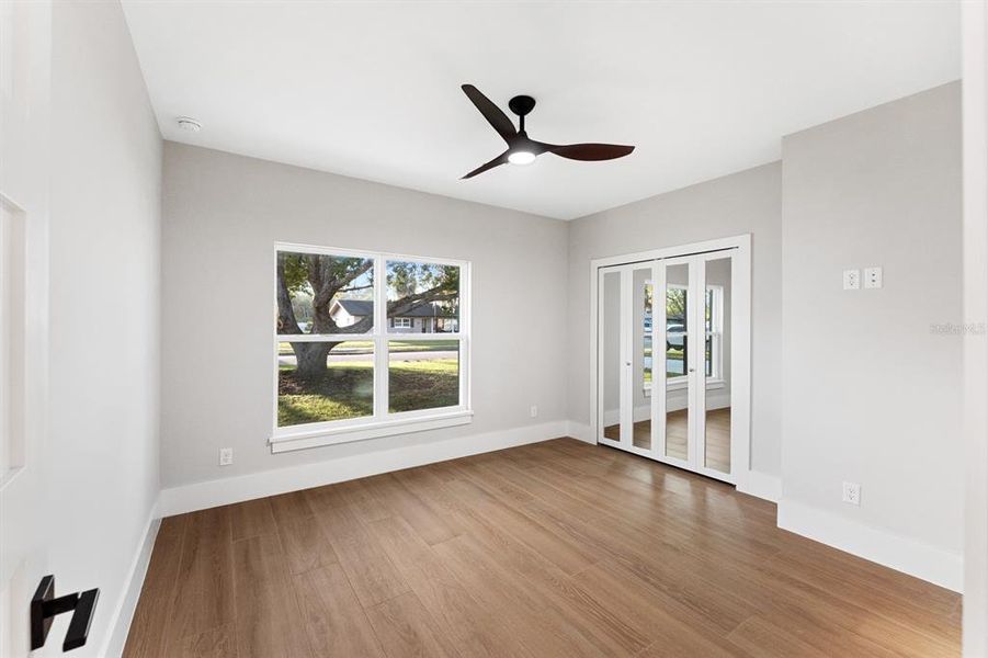 Spacious, unfurnished interior of a new home in , Sanford (Image 27).