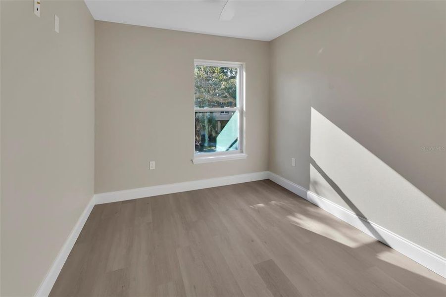 Spacious, unfurnished interior of a new home in , Daytona Beach (Image 23).