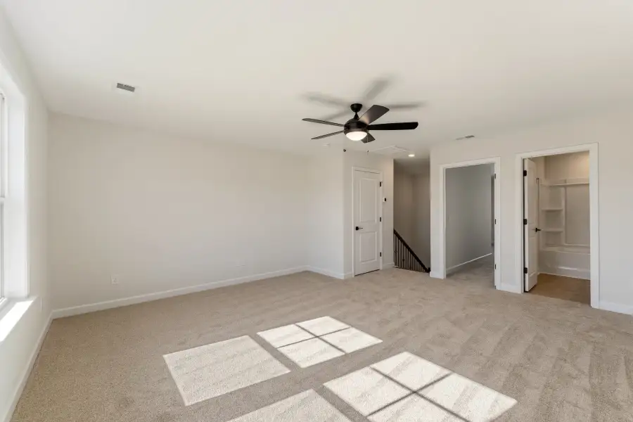 Spacious, unfurnished interior of a new home in Ridgecrest at Midway, Anderson (Image 28).