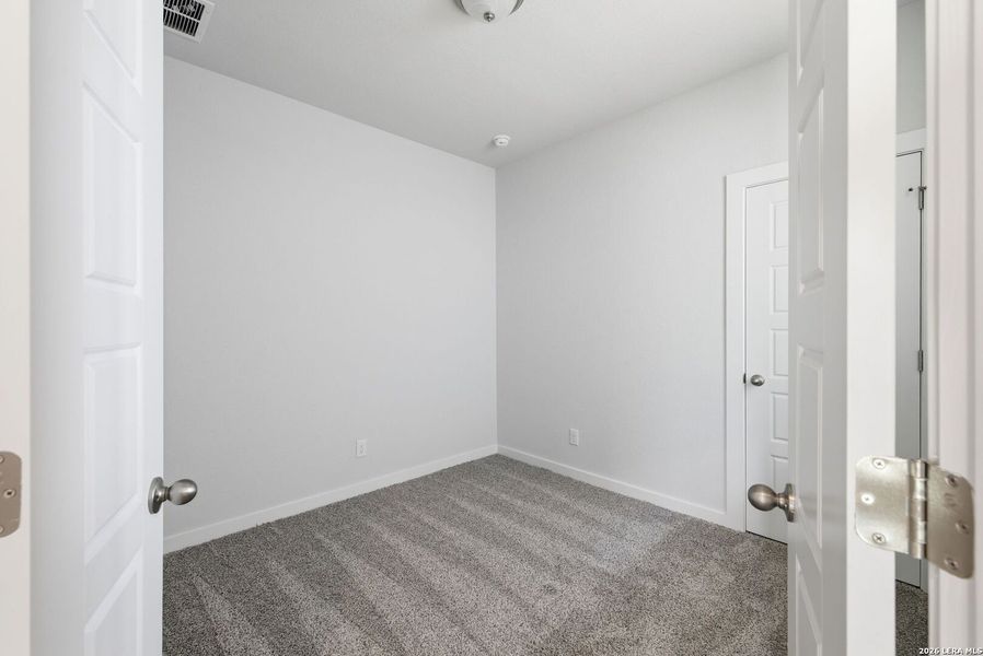 Spacious, unfurnished interior of a new home in , New Braunfels (Image 35).