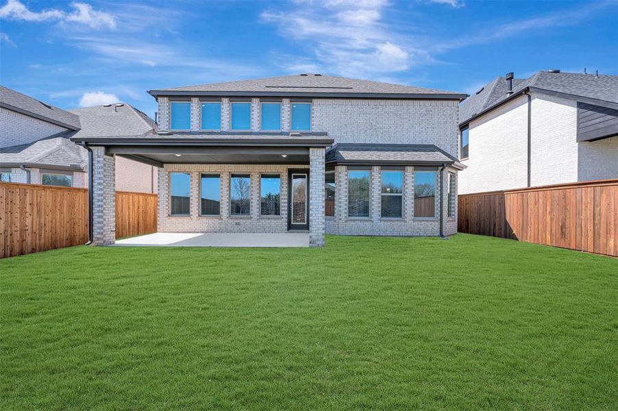 Exterior details and patio area of a home in Aster Park, McKinney (Image 19).
