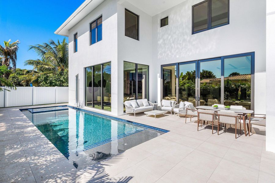 046-368ChurchillRoad-WestPalmBeach-FL-33