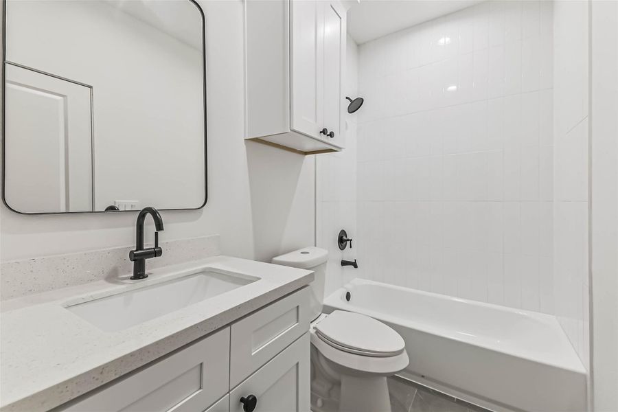 Furnished interior view inside a new home in , Houston (Image 10).