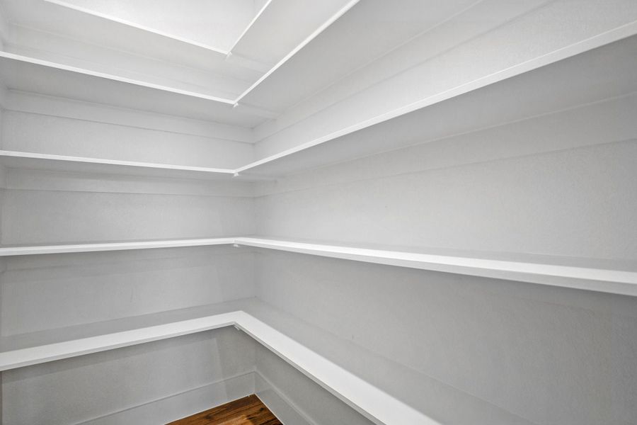Spacious, unfurnished interior of a new home in Dove Hollow, Waxahachie (Image 21). Spacious, unfurnished interior of a new home in Dove Hollow, Waxahachie (Image 21).