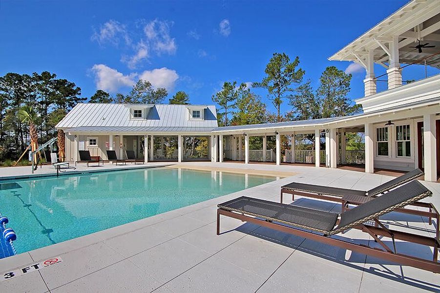 Community amenities in , Ravenel (Image 42).