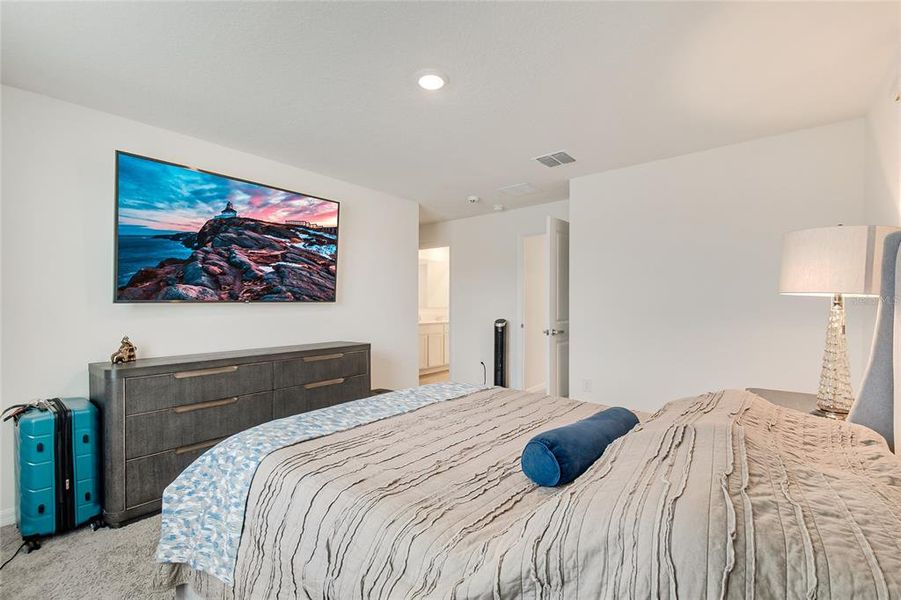 Furnished interior view inside a new home in , Kissimmee (Image 11).
