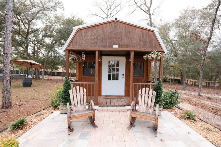 Community amenities in , Bronson (Image 29).