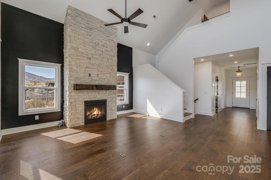 Image 40 of a home in .