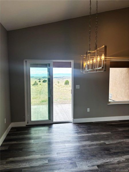 Spacious, unfurnished interior of a new home in , Crestone (Image 21).