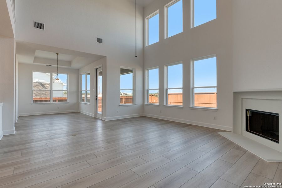 Spacious, unfurnished interior of a new home in Megan's Landing 70's, Castroville (Image 20).