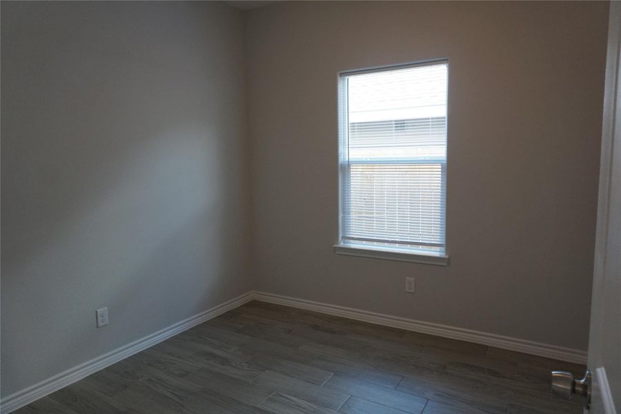 Image 27 of a home in .