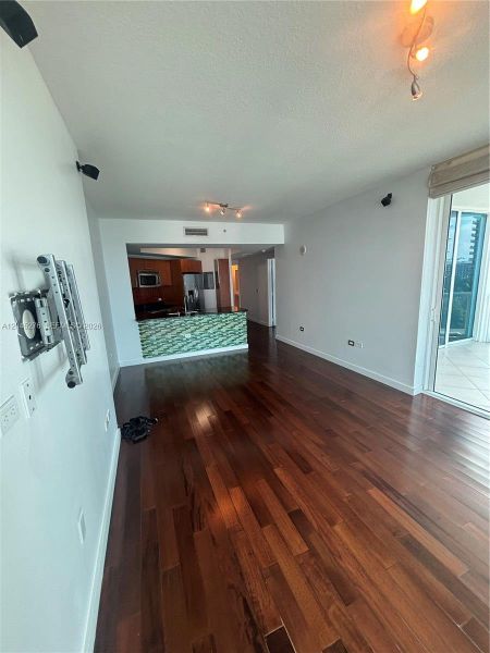 Spacious, unfurnished interior of a new home in , Miami (Image 5). Spacious, unfurnished interior of a new home in , Miami (Image 5).