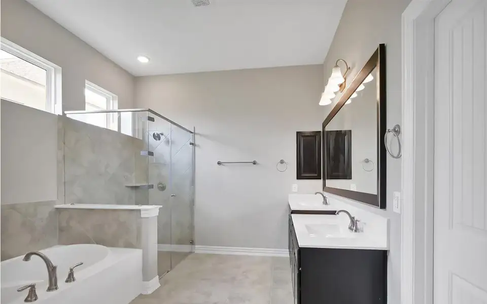 Representative furnished interior of a home built from the Ventura by CastleRock Communities in Lakesong, Grand Prairie (Image 7).