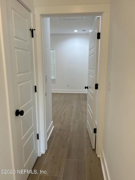 Spacious, unfurnished interior of a new home in , St. Augustine (Image 10).