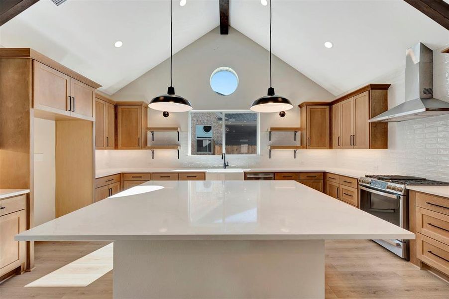 Furnished interior view inside a new home in Elevon, Lavon (Image 8).