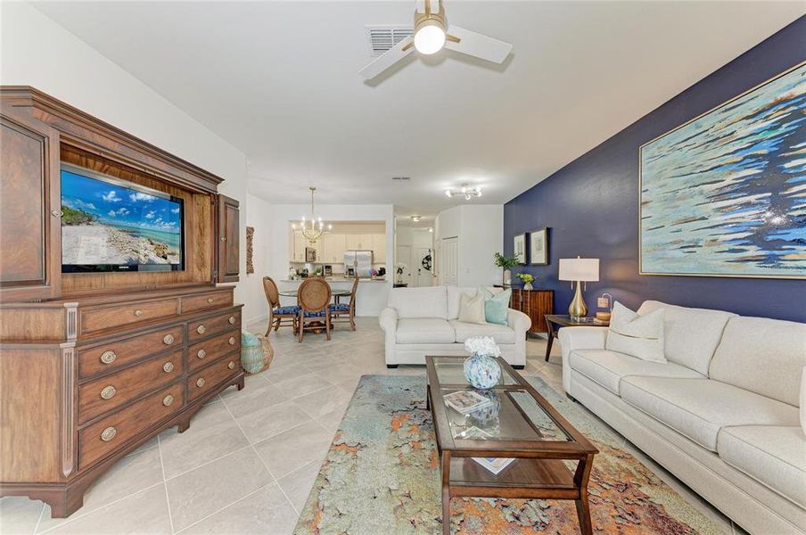 Furnished interior view inside a new home in , Lakewood Ranch (Image 40).