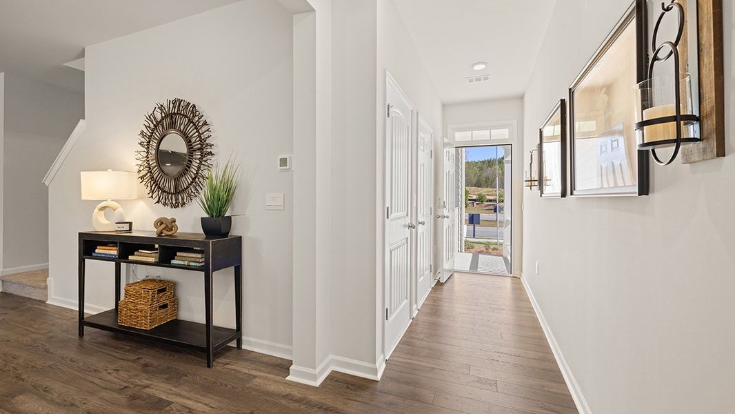 Furnished interior view inside a new home in Mountain Park, Dahlonega (Image 5). Furnished interior view inside a new home in Mountain Park, Dahlonega (Image 5).
