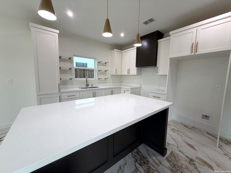 Furnished interior view inside a new home in , Laredo (Image 6).