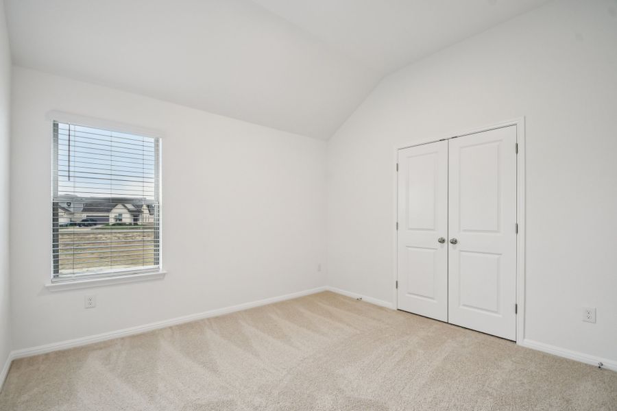 Spacious, unfurnished interior of a new home in Crosswinds, Kyle (Image 22).