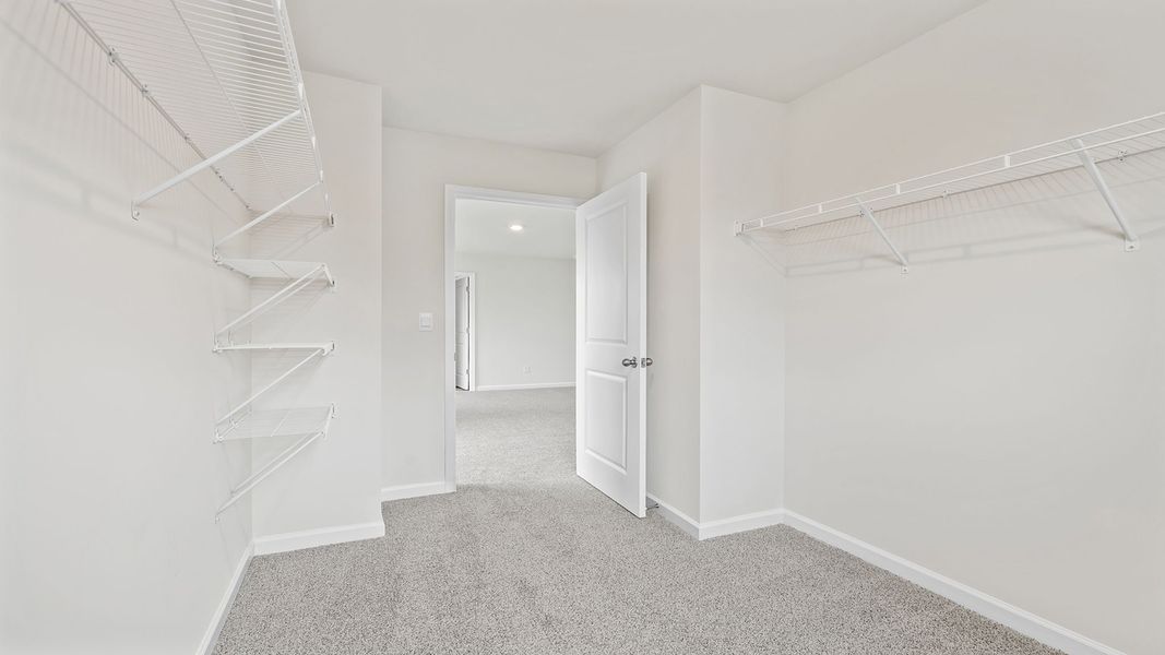 Spacious, unfurnished interior of a new home in Durbin Meadows, Fountain Inn (Image 29).