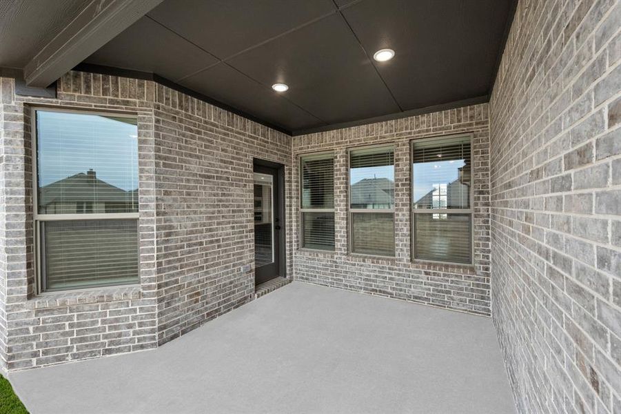 7_318 Bowrider- Back-4