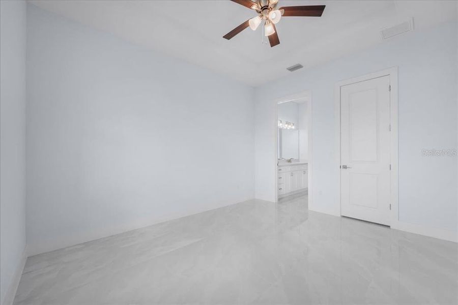 Spacious, unfurnished interior of a new home in , Lehigh Acres (Image 38). Spacious, unfurnished interior of a new home in , Lehigh Acres (Image 38).