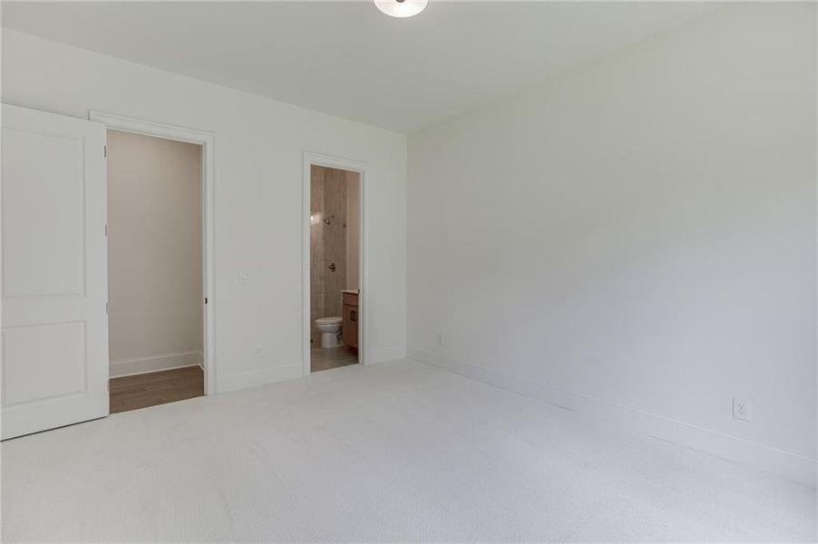 Spacious, unfurnished interior of a new home in , Buford (Image 46).