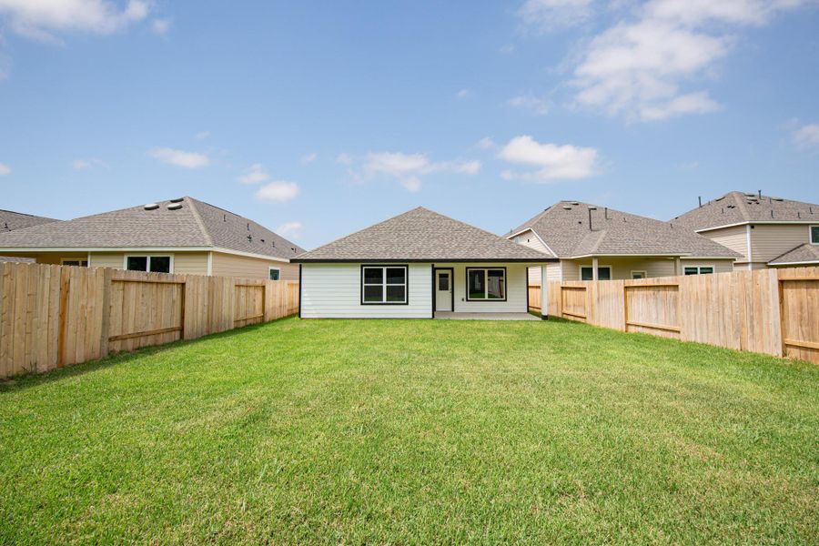 Image 12 of a home in Granger Pines.