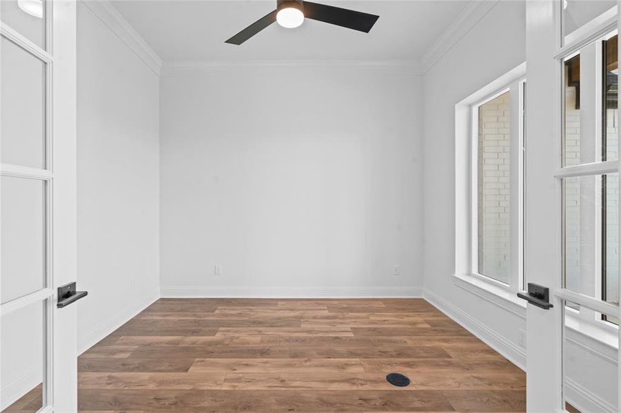 Spacious, unfurnished interior of a new home in Lanzara Ranch, Godley (Image 17).