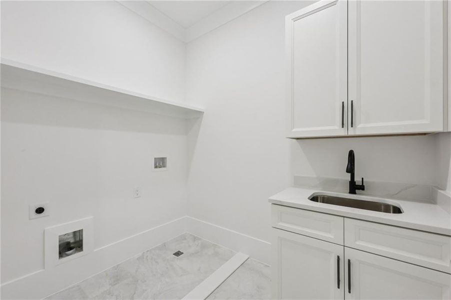 Furnished interior view inside a new home in , Buford (Image 19).